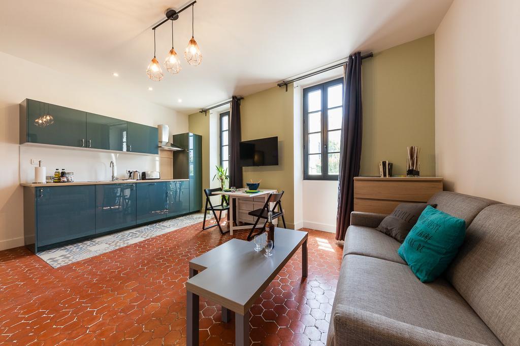 Chez Nous - 7 Appartements Sur Le Vieux Port Marsella Exterior foto
